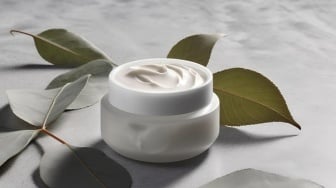 3 Moisturizer Kolagen Asli Tanpa Merkuri, Bantu Kulit Tetap Kenyal dan Awet Muda