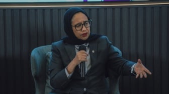Berapa Gaji Nanik S Deyang sebagai Kepala BGN Baru?